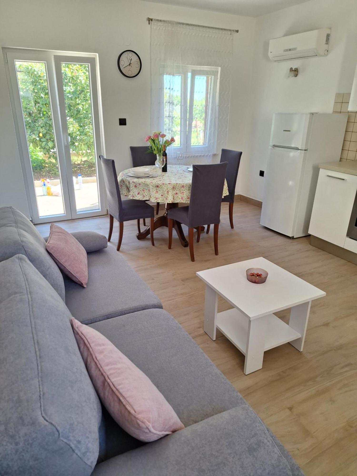 Apartment Olga Ровинь Экстерьер фото