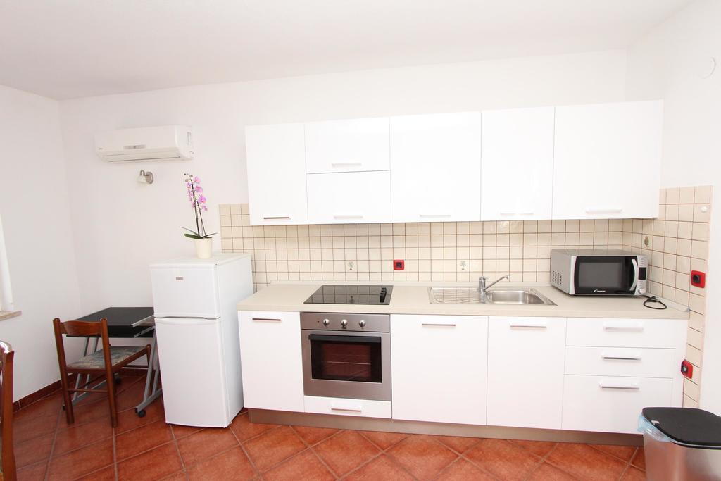 Apartment Olga Ровинь Экстерьер фото